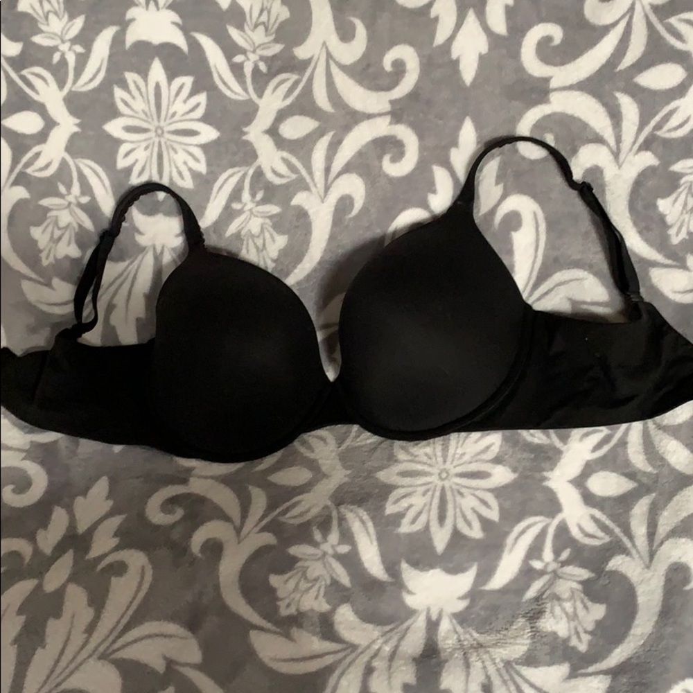 Black Victoria Secret Bra 36DDD